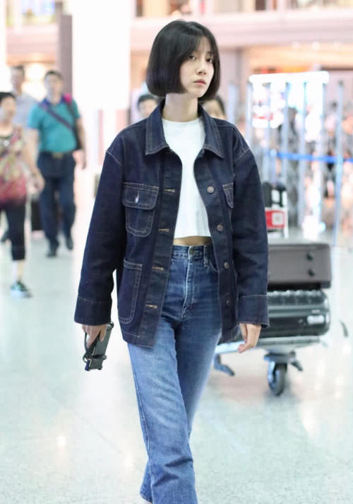 李溪芮这是怎么了？甩个头发苍老10岁都不止，美女变“霉女”？