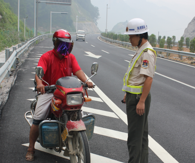 下月起，摩托车新政策实施，“摩托时代”来临？车主：等它10年了