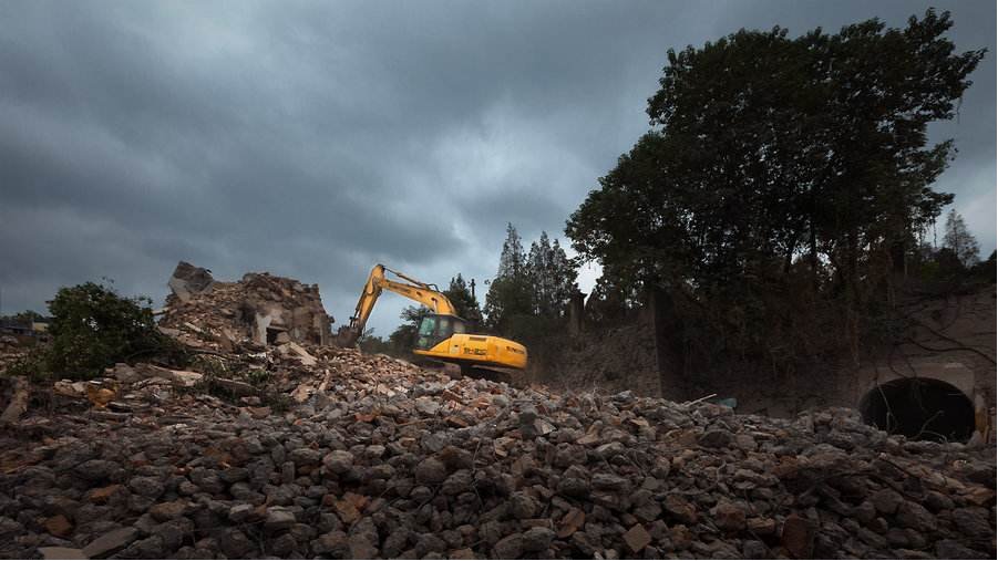 农村碰上拆迁，为什么不能“拆迁富”?