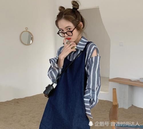  「女生」建议小个子女生：别穿长款卫衣了，春天流行这么穿，又美又显高