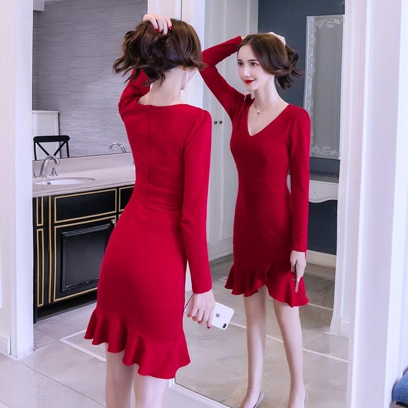 谁说只能夏季穿裙子，适合初秋穿的长裙，你可千万别错过