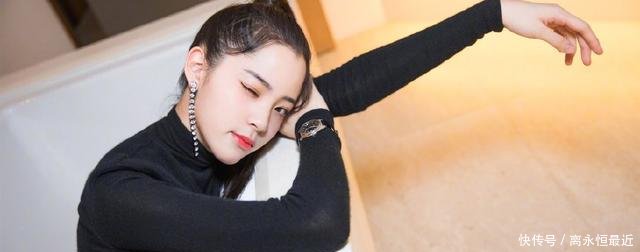 欧阳娜娜重返校园,入学美国伯克利音乐学院,母