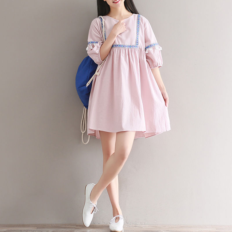 姐姐想变年轻,推荐给她几款连衣裙,换上之后,秒变校园女神