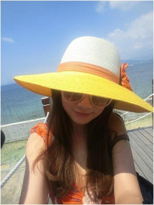 在三亚的碧海蓝天上我要飞得更高，看得更远