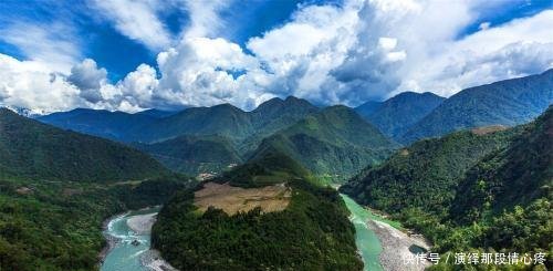 中国建造世界第二超级水电站，河段落差2350m，容量约是三峡的5倍