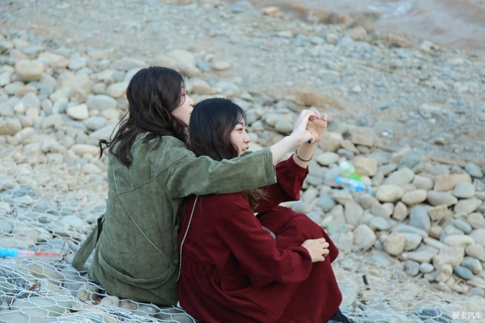  『黄河』【春分】黄河边的美女拍拍拍