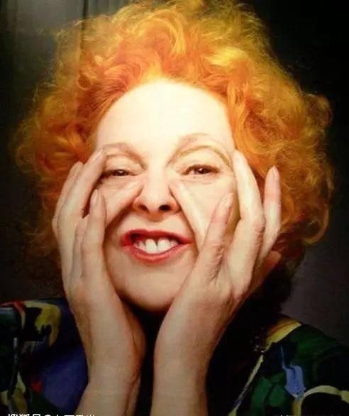 #封为#79岁“西太后”,曾经被封为“朋克教母”,是时尚女魔头鼻祖之一