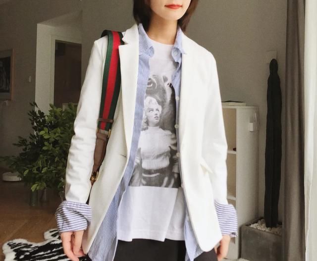  会显得■一衣多穿如何让条纹衬衫穿的不过于休闲