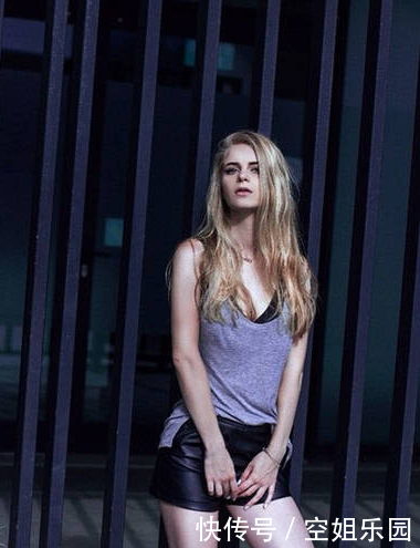 乌克兰美女泛滥,天生丽质,个个貌美如花,快去旅游看看吧