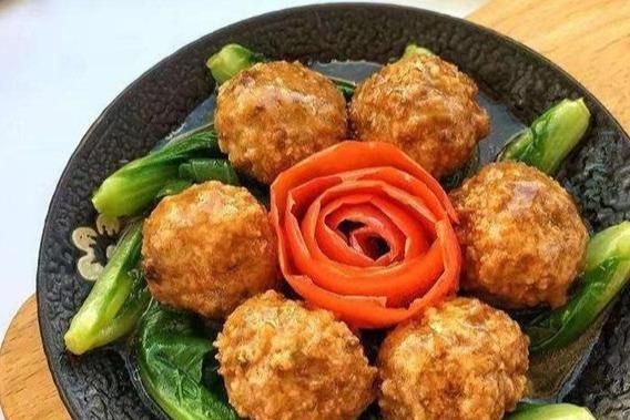 「家常菜」西兰花油豆腐,蒜香回锅肉,豉香带鱼的做法这几道家常菜的做法