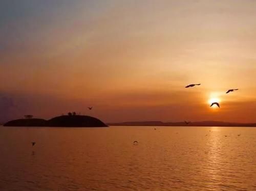 畅游中国·内蒙古之山海沙城乌海