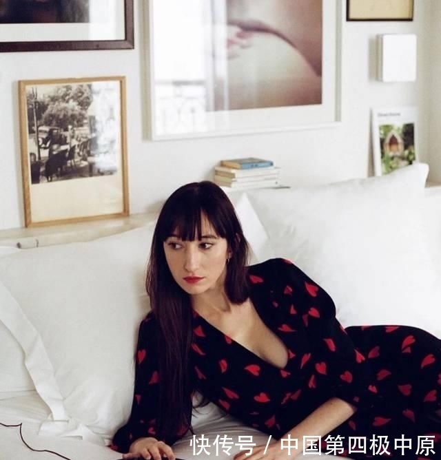 『春天』春天到了,法国女人都在穿什么裙子?