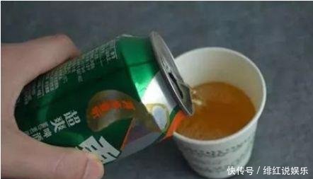 【植物】给绿萝、文竹、吊兰用啤酒浇水,坚持1个月后,叶片油绿还爆盆!