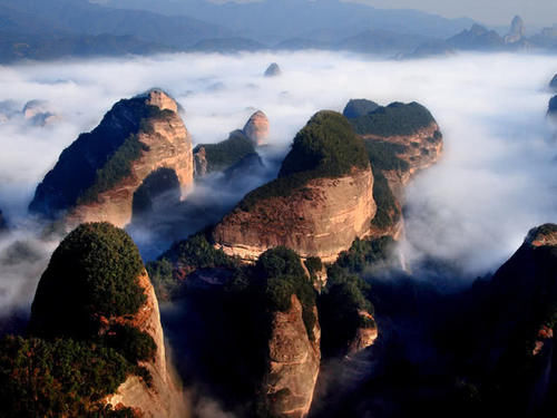 我国“最委屈”的山峰：它处于湖南和广西交界的地方，该属于谁？