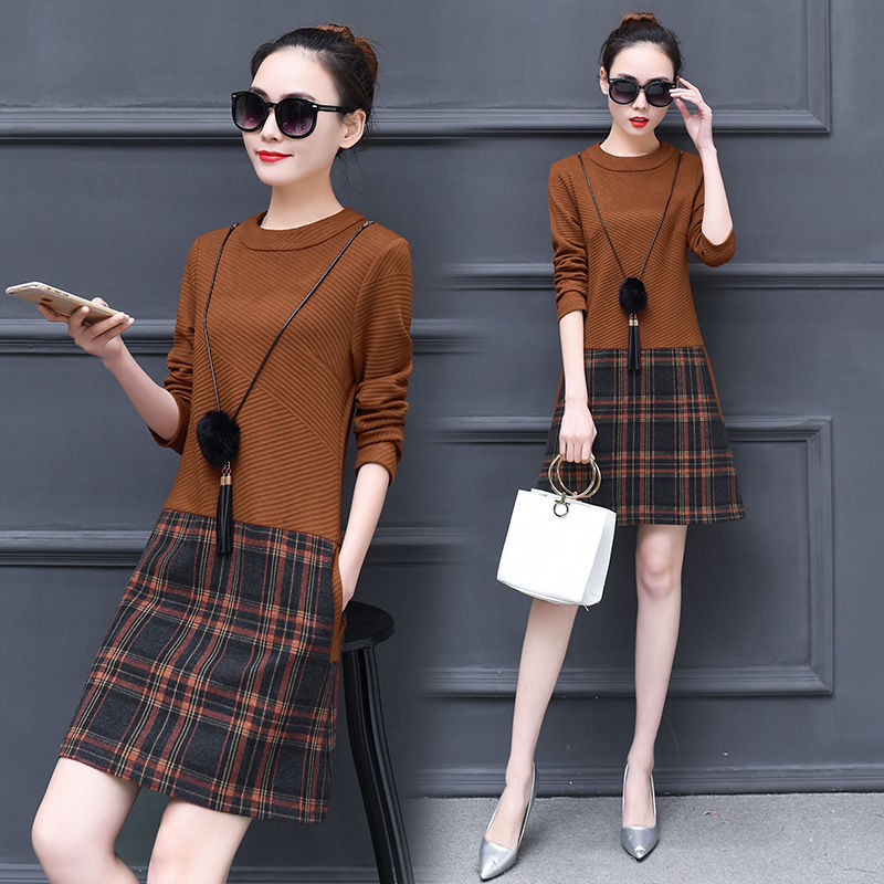 女人一旦过45，尽量多穿下面这几款，洋气特减龄，谁穿谁先美