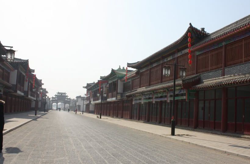 花费12亿建的古镇，门票60当地人也说贵，商家纷纷撤离，可悲