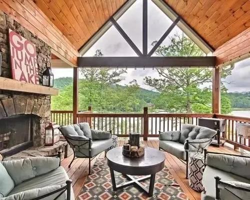 露台装成这样，一看就是个土豪，这样的露台谁不想要一个呢？