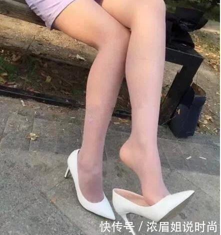 尖头细高跟，时尚小女人，走路也会行走于优雅之间