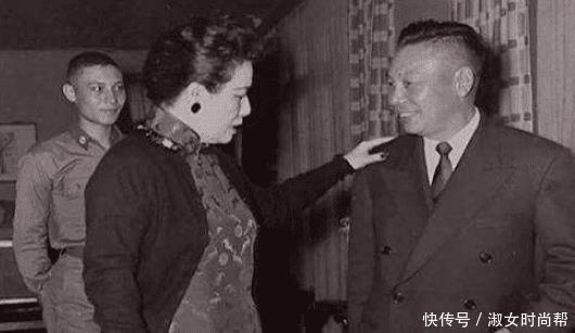  「孔祥熙」婚前不听家人劝，她执意要嫁穷小子，用2架飞机装嫁妆，遗憾收场
