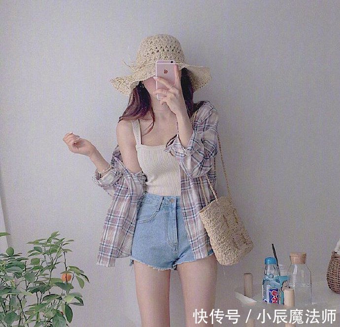 『女人』姐妹们，偶尔尝试一下这种小女人的风格，不仅温柔有度，还贼拉风
