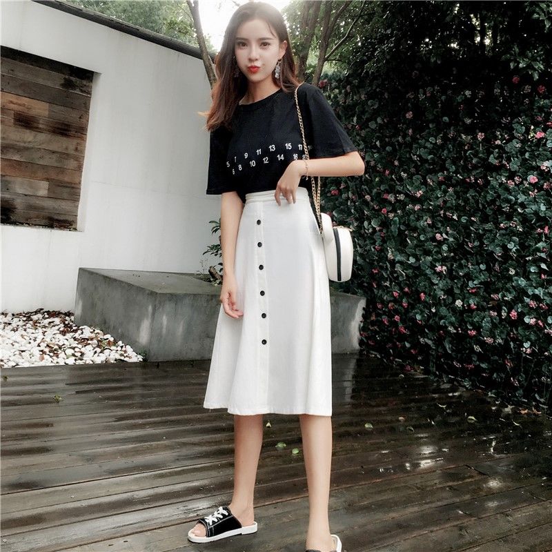 三伏天不要只穿裙，当下流行晚晚风套装，清新减龄，美的独一无二