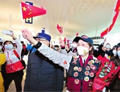 『对我们』李兰娟院士：返浙后将继续关注武汉