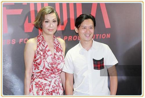 陈荟莲的素颜照，再看余安安，真的想问一句周润发：咋想的？