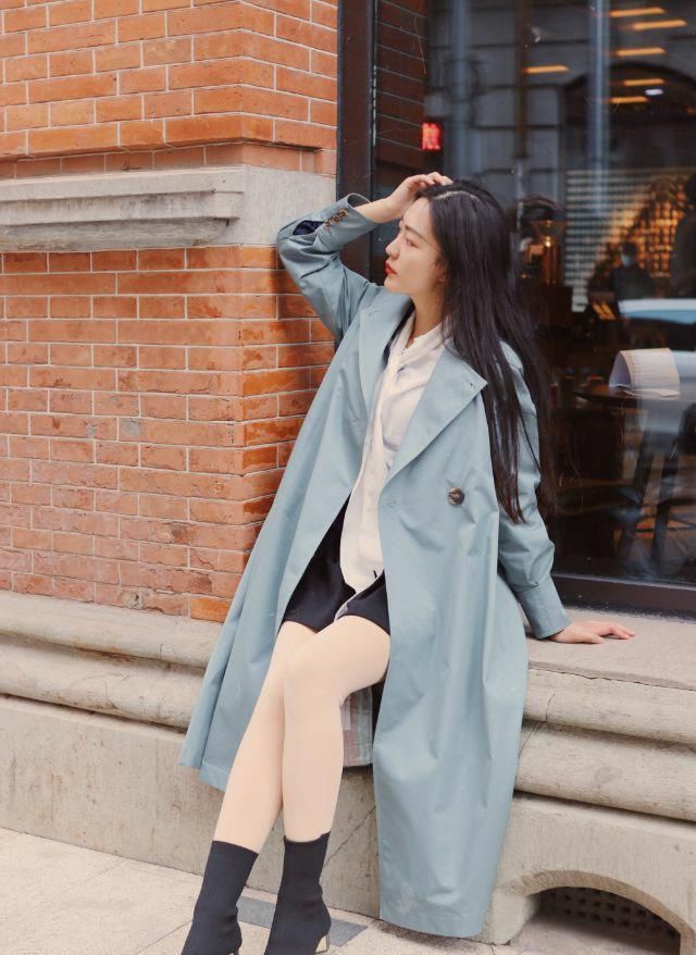  #女人味#职场女生超有味穿搭，简约又有女人味，时尚又不妖娆