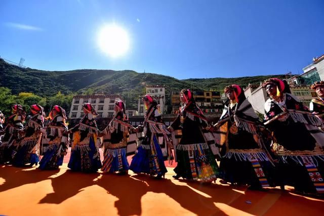 原来“女儿国”是真实存在的，就藏在川西！