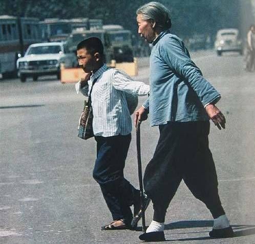 8张北京老照片:回顾那个时代的象征，每一张都是满满记忆!