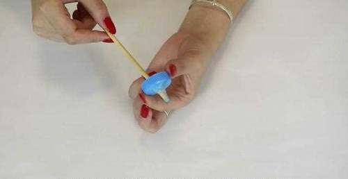 废旧塑料瓶随手就扔？教你几招，变成生活小帮手