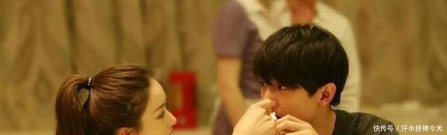 赵丽颖用劈叉回应怀孕传闻，粉丝关心的是她新男友不分手就脱粉