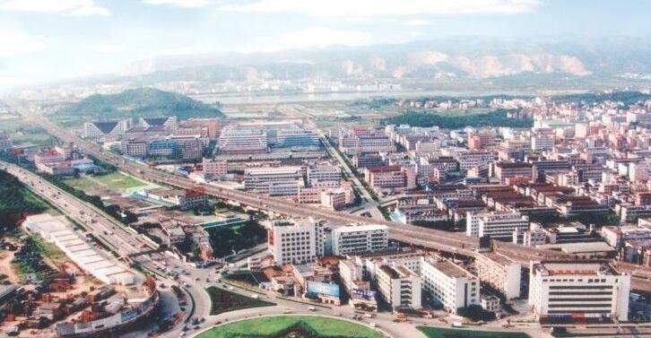  千强镇|广东最牛的一个镇, , 荣获中国千强镇之首