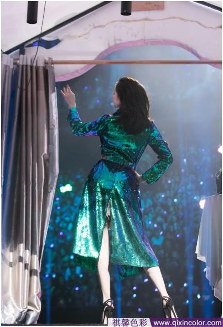 2018年演唱会，色彩顾问的范冰冰、杨幂、赵丽颖都没她出彩！