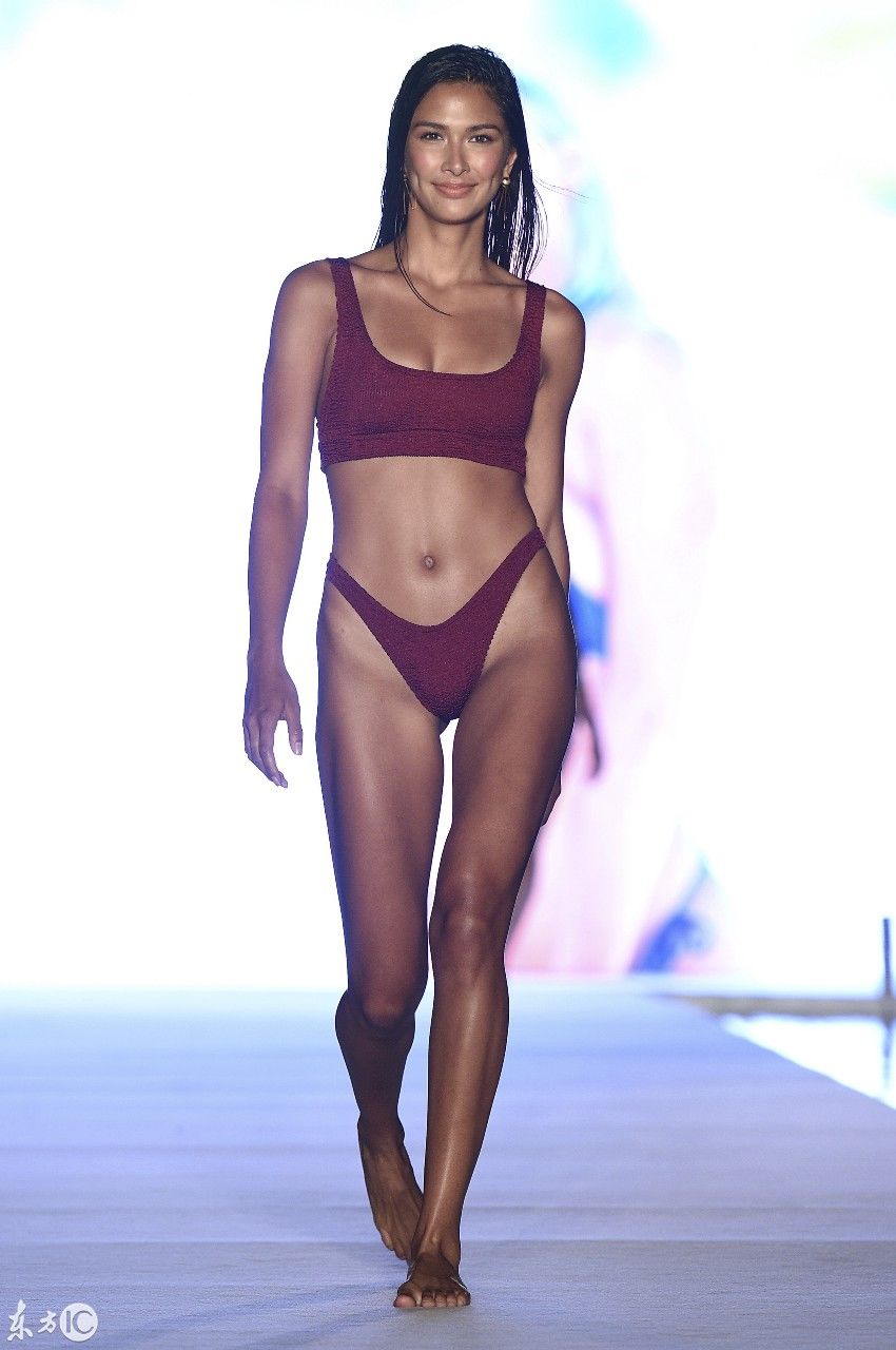 女神出没，请注意!2019年迈阿密时装周泳装速递