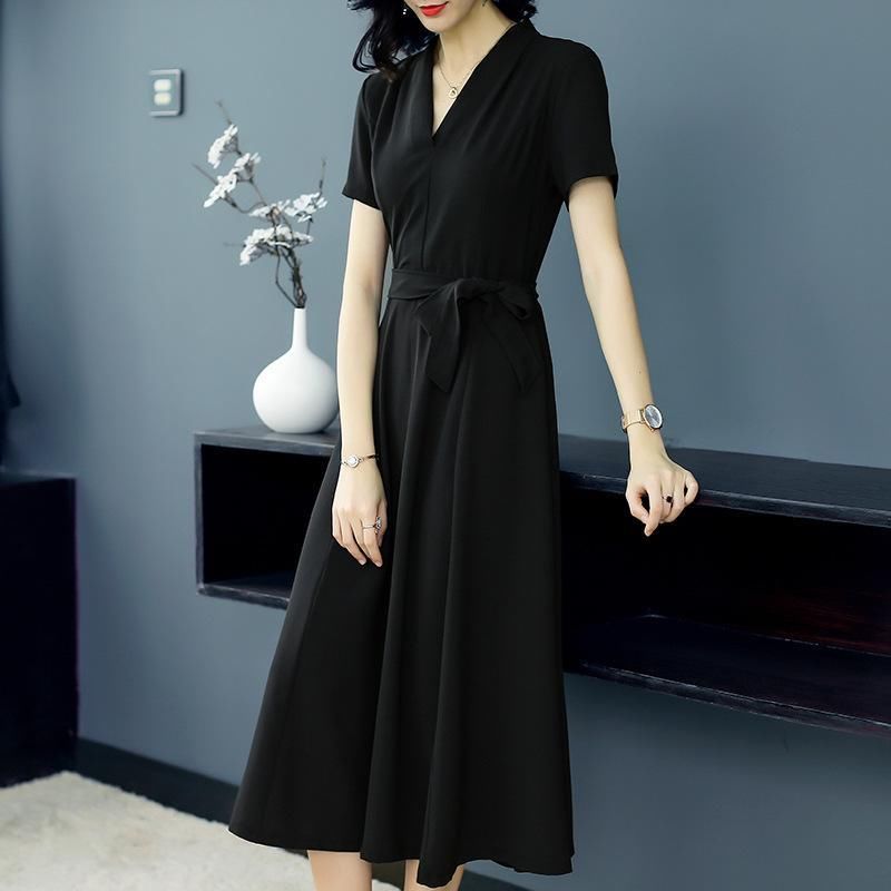 太美了!看看这70后女人怎么穿，温柔迷人简直年轻20岁