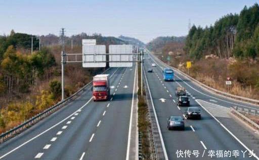  高速■在高速服务区，到底能不能停车睡觉？