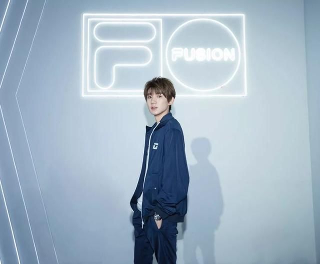 王源这种不油腻的少年感到底是怎么穿出来的?