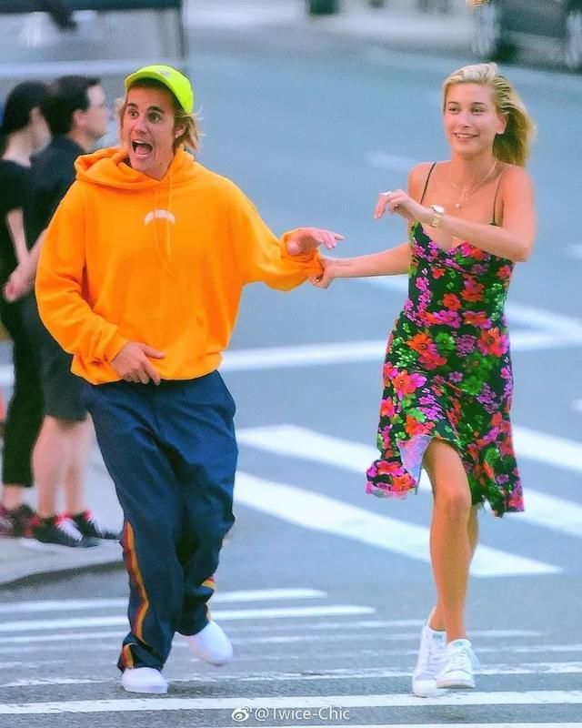 七夕最好别穿这些裙子出街，容易被别人的女票眼神警告