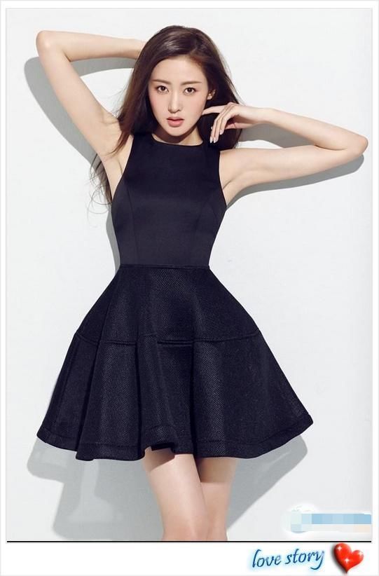 张天爱够狠！穿这么厚的裤子还硬把靴子塞进去，网友：这腿我服！