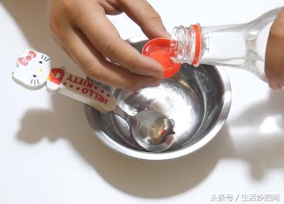 阿莫西林加蜂蜜混在一起，解决了很多女人的烦恼，后悔现在才知道