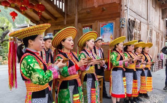 太美了，全国最高的高山无边泳池原来隐藏在这小城市里