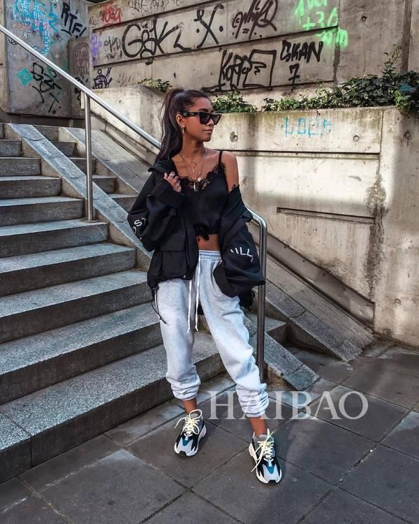 不买包包都要买的硬币项链，叠搭戴起来更好看！看过的人都被种草