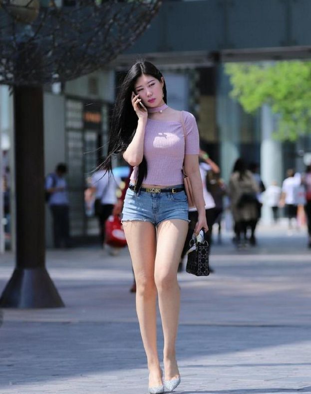 『气质』街拍:气质成熟的美女,知性的美感,十分的养眼