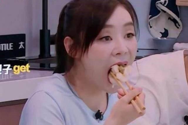 时隔多年袁姗姗黑粉卷土重来，工作室发辟谣声明，打破催吐传言