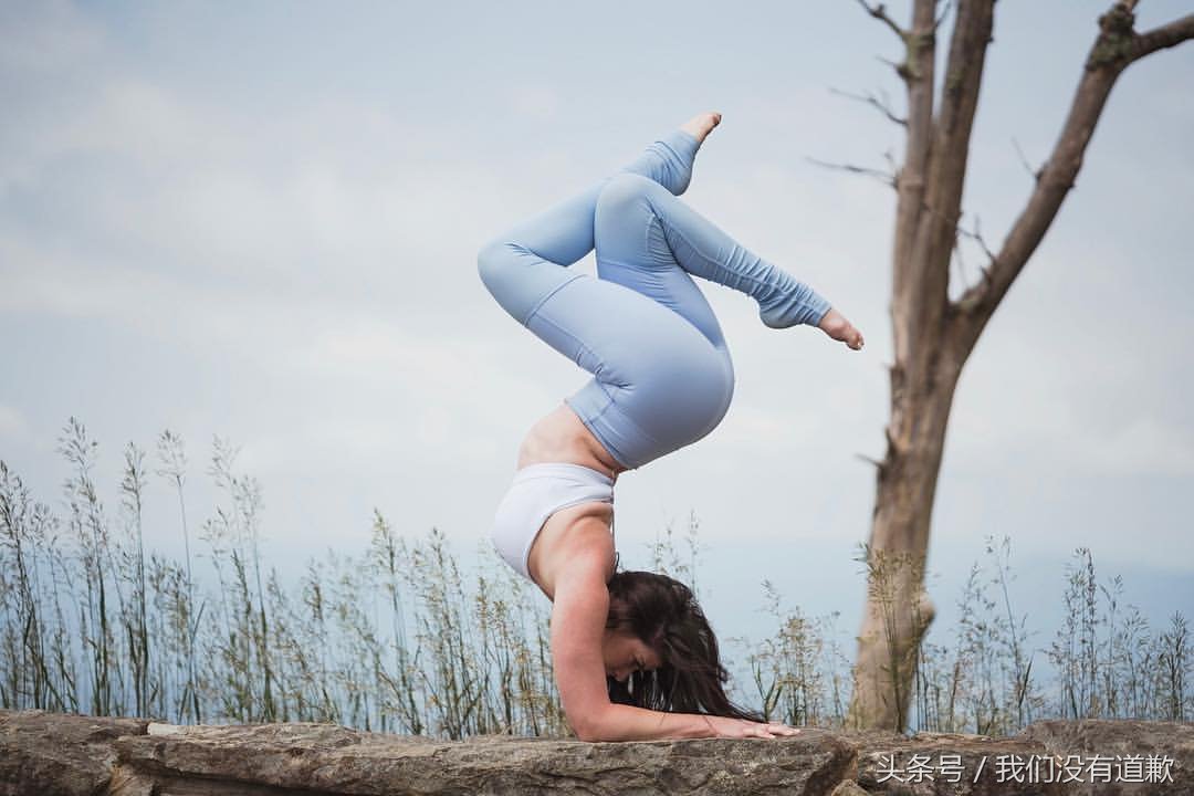 135斤的辣妈练习瑜伽，丰腴却不油腻，气场满满好似女王