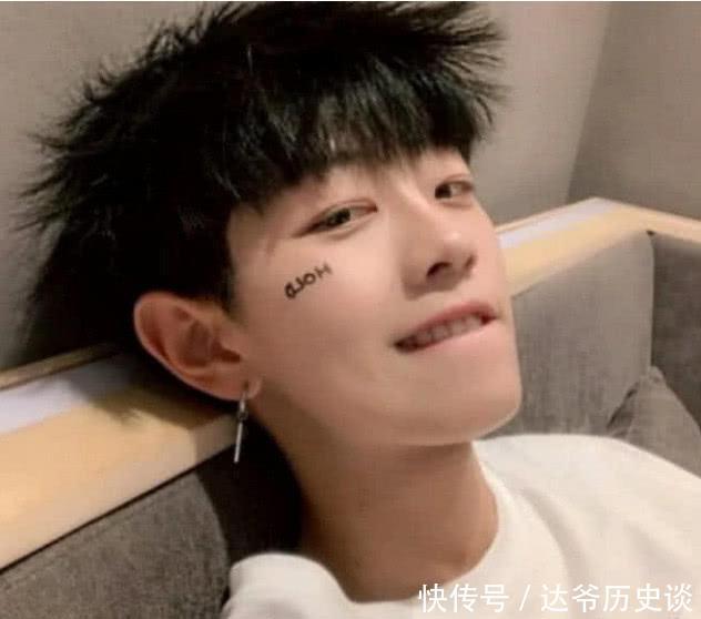 高情商聊天傻狗,从傻狗到高情商聊天达人:我的聊天成长之路