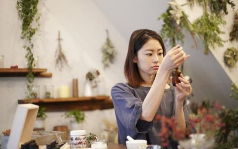  「芳香」芳香护肤 | 晒后修复三部曲，假期无忧享春光