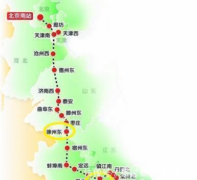  【江苏省】南京作为江苏省会，其地理位置的尴尬困局