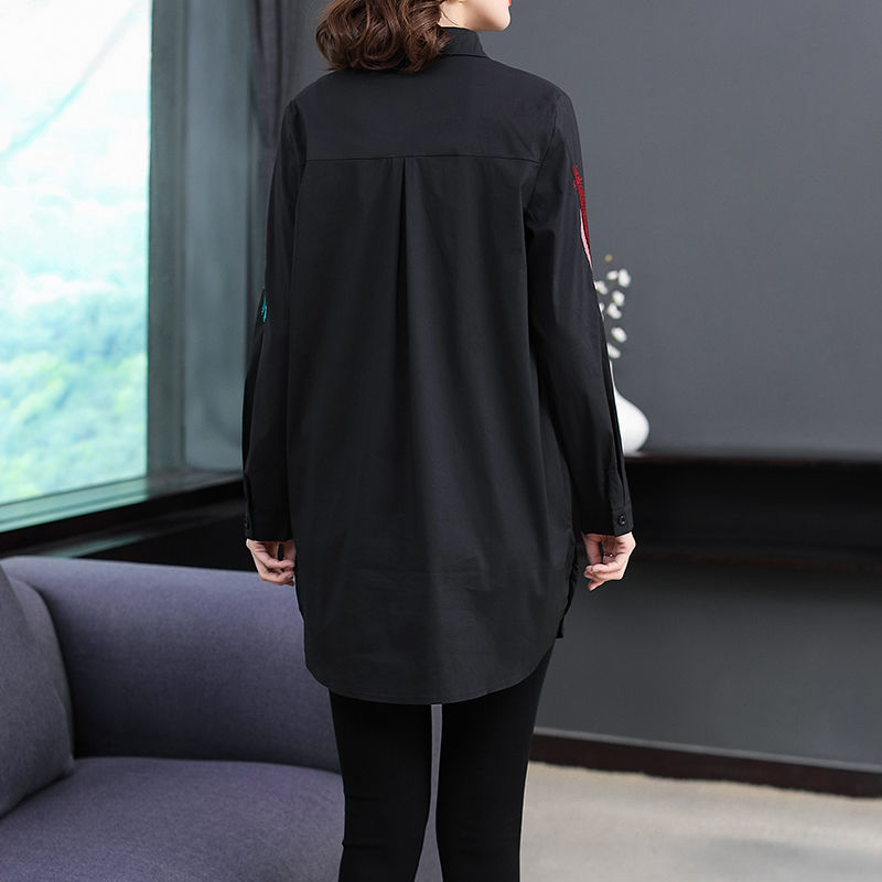 40岁女人穿衣服别太随便!入秋后穿这时髦打底衫，外穿内搭都美